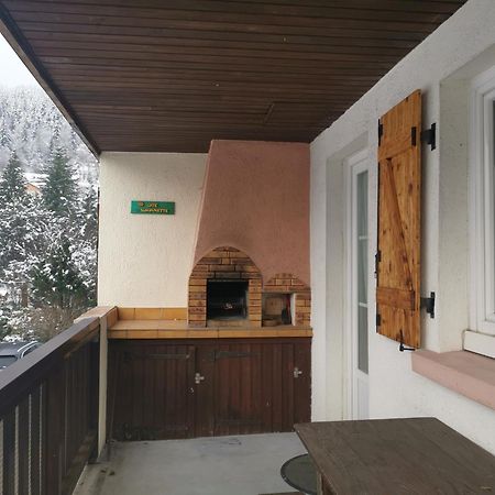 Gîtes Les Grandes Voies Le Ménil Exterior foto