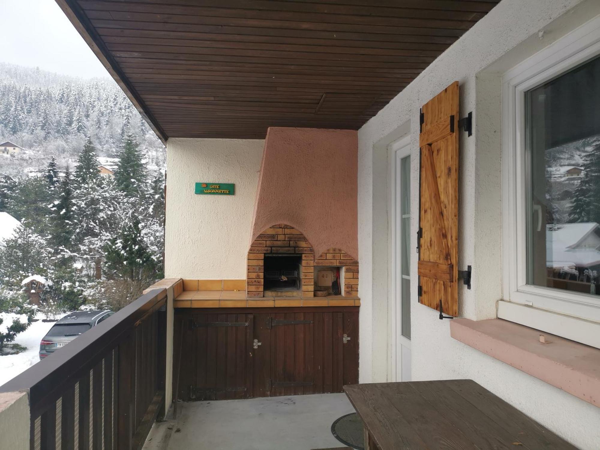 Gîtes Les Grandes Voies Le Ménil Exterior foto